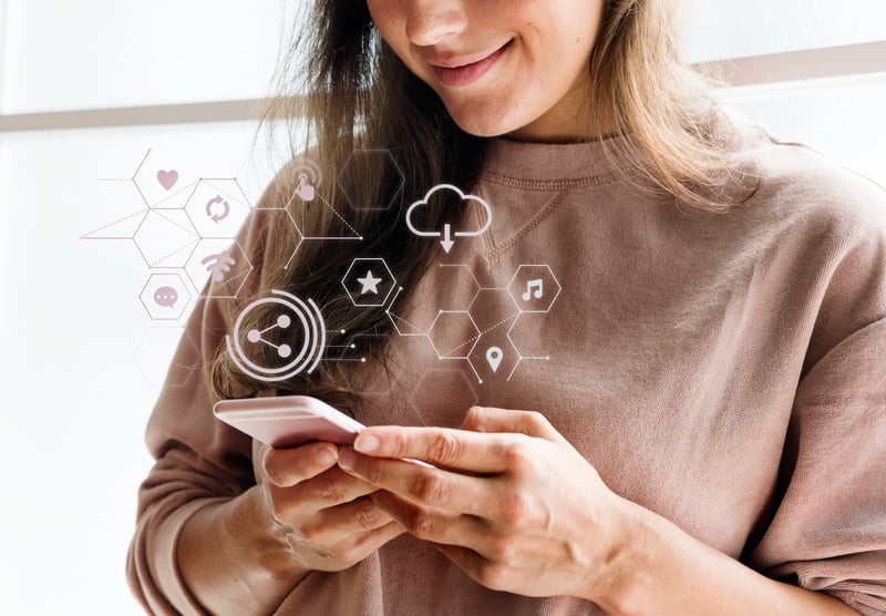 happy-woman-with-phone